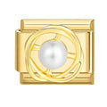 Colgante dorado con perla