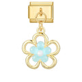 Colgante flor dorada con perlas turquesas
