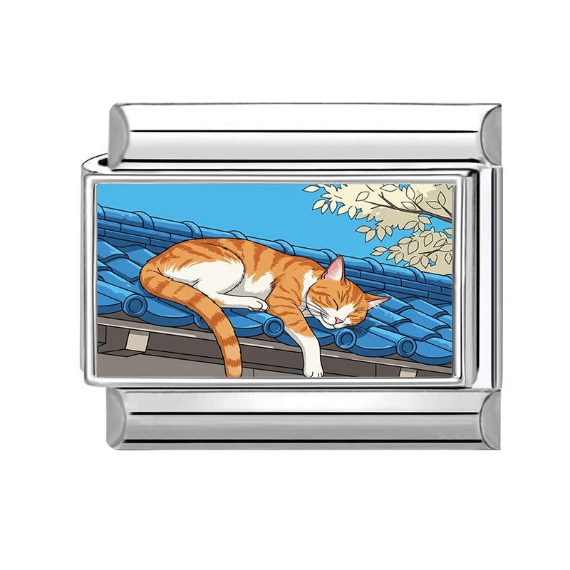 Gato durmiendo en un tejado