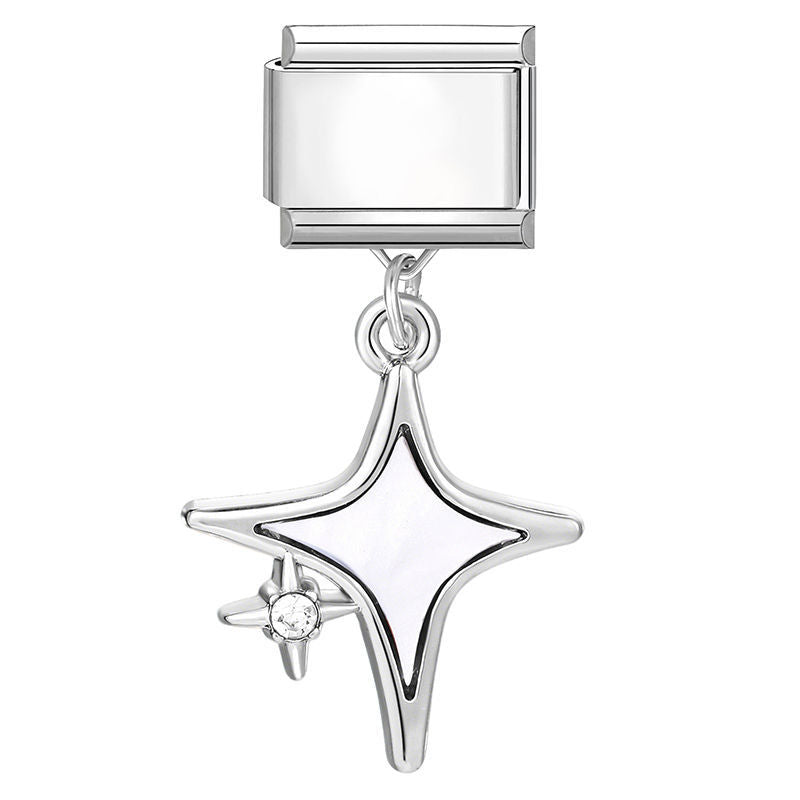 Estrella brillante plateada colgante